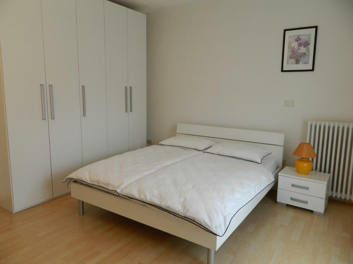 Sun Apartment Torbole Sul Garda Bagian luar foto