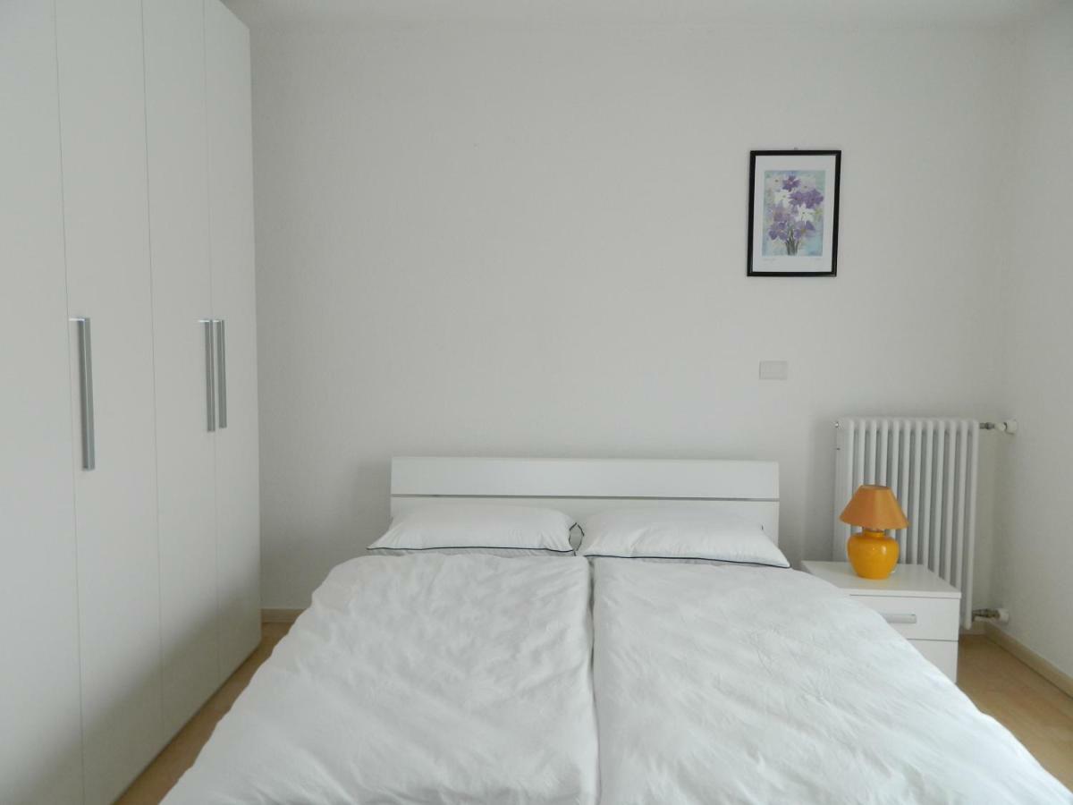 Sun Apartment Torbole Sul Garda Bagian luar foto